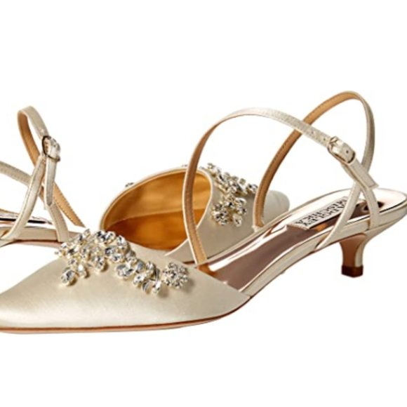 Women's high heels, cat's heels